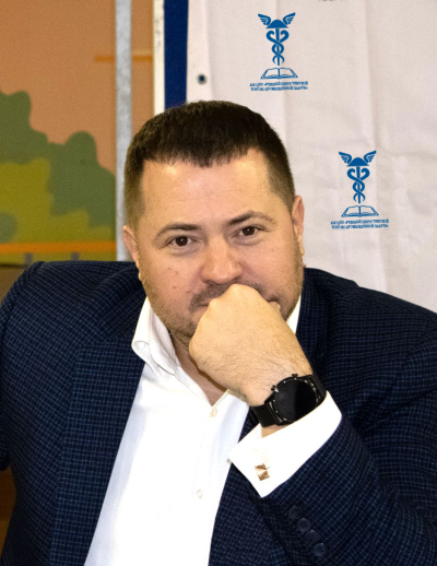 Руководитель Центра